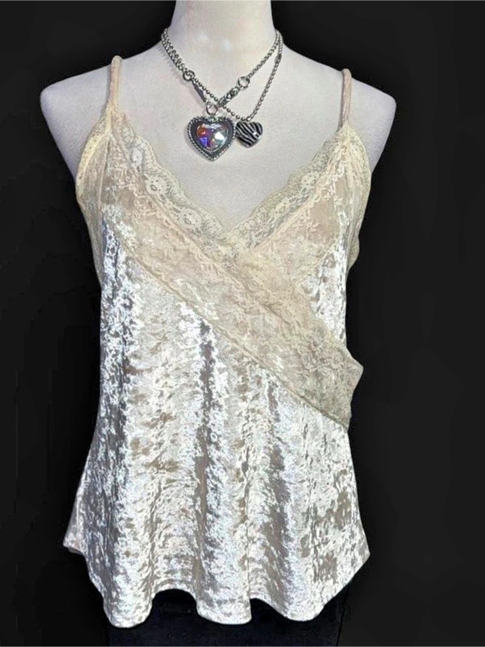 Madison & Berkeley Lace Trim Velvet Camisole in Cream Size Large